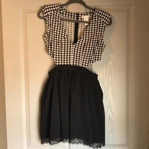 Agaci Cut Out Houndstooth Dress